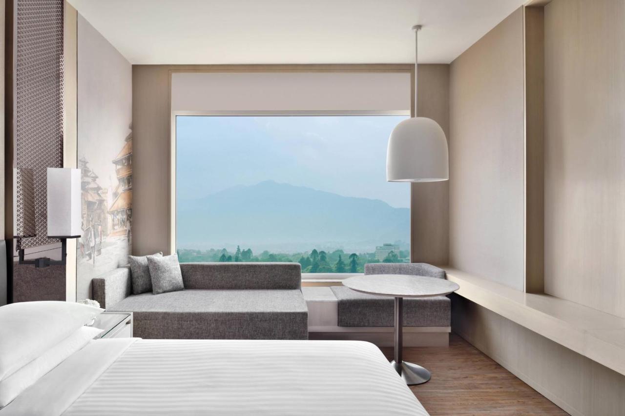 Kathmandu Marriott Hotel Zewnętrze zdjęcie